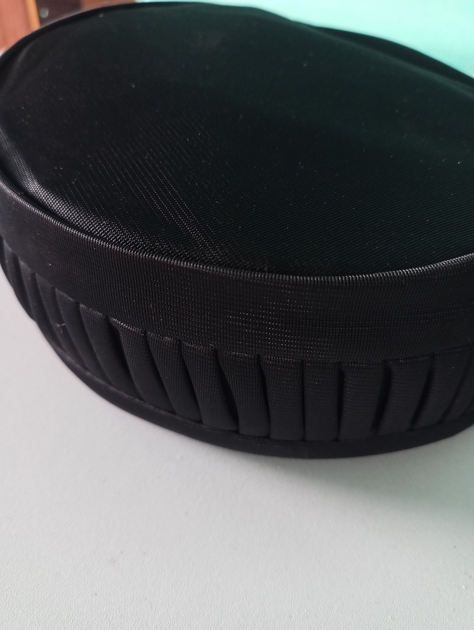 ১ টি টুপি