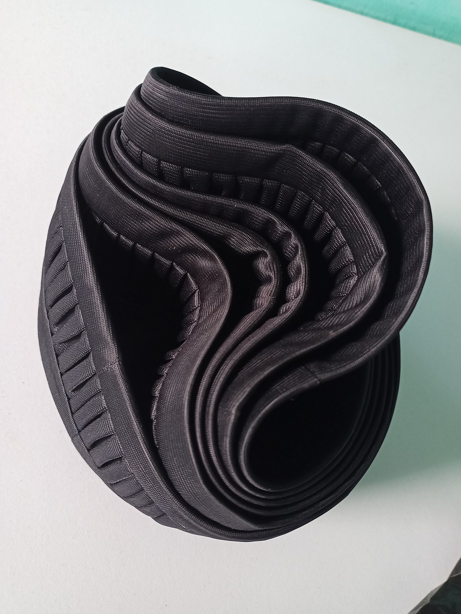 ১ টি টুপি