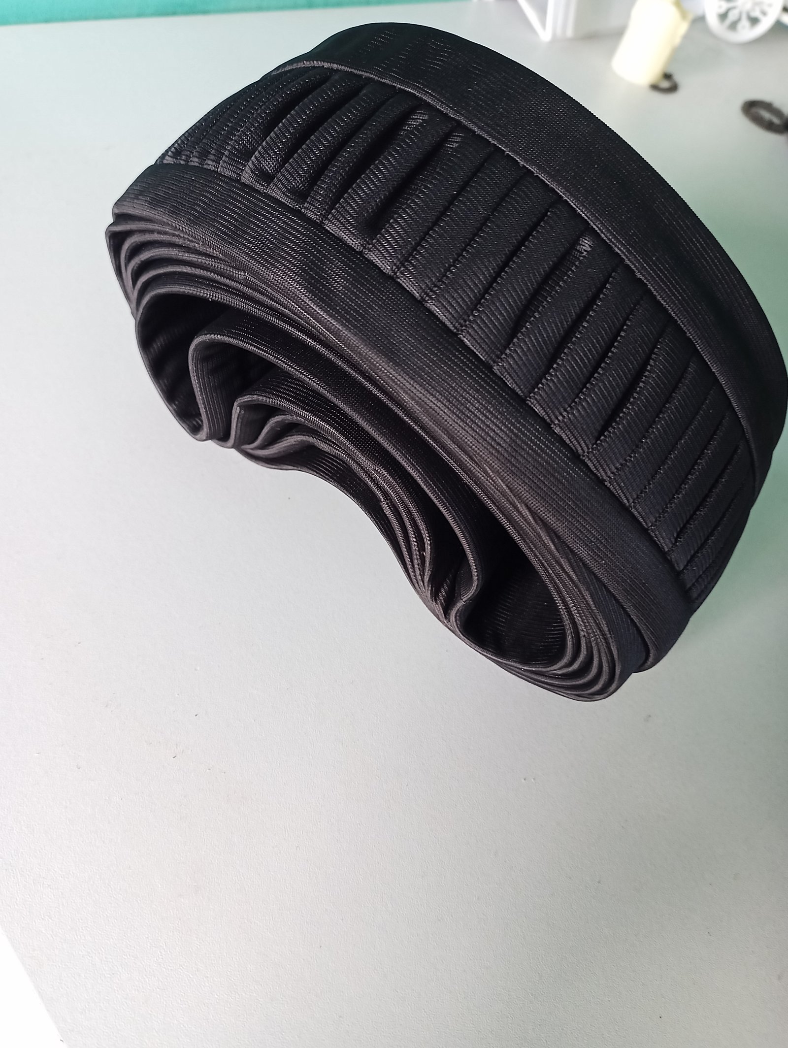 ১ টি টুপি